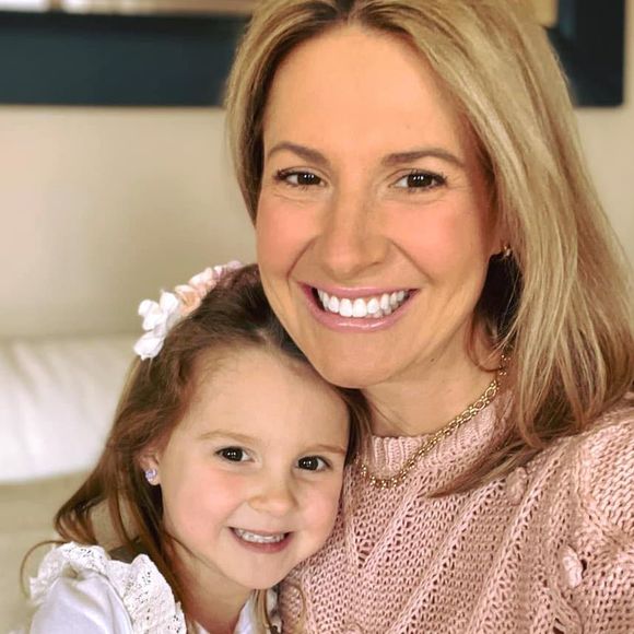 Meet your Posher, Danielle - Picture 1 of 1